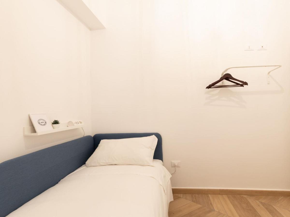 The Best Rent - Elegant Five-Bedrooms Apartment Near Colosseo Roma Exterior foto