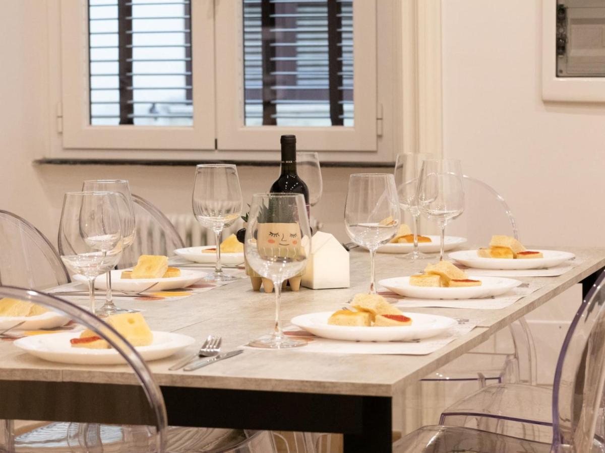 The Best Rent - Elegant Five-Bedrooms Apartment Near Colosseo Roma Exterior foto
