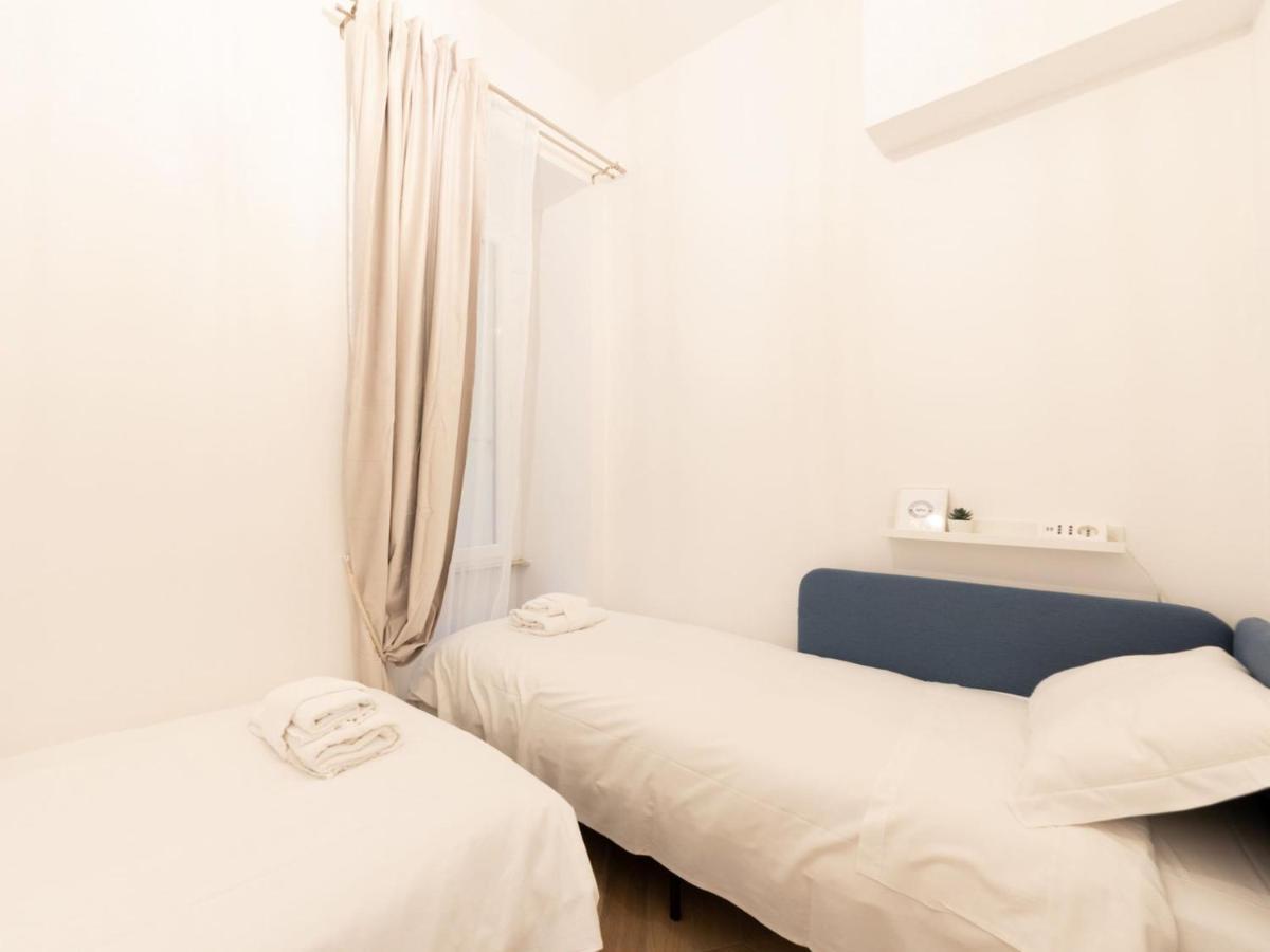 The Best Rent - Elegant Five-Bedrooms Apartment Near Colosseo Roma Exterior foto