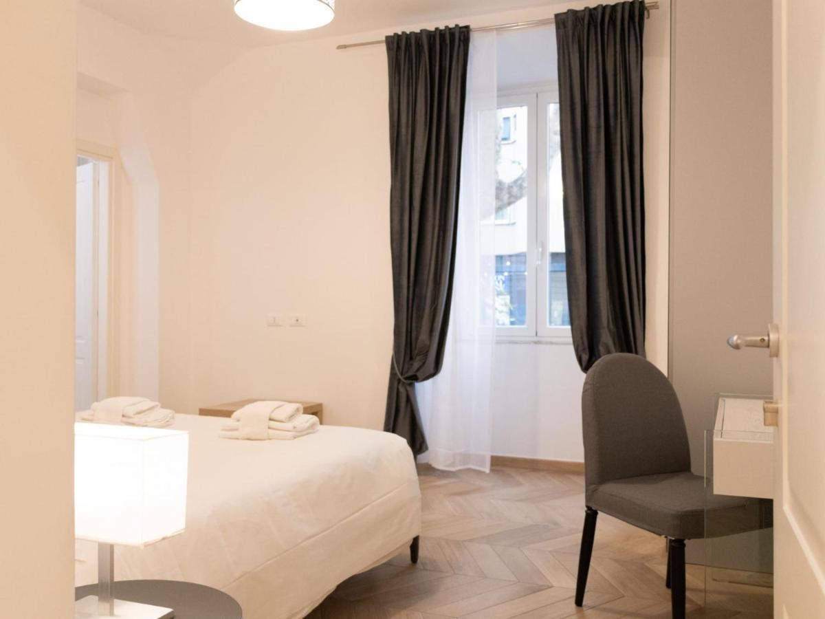 The Best Rent - Elegant Five-Bedrooms Apartment Near Colosseo Roma Exterior foto